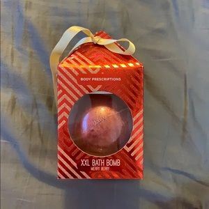 Merry Berry Bath Bomb